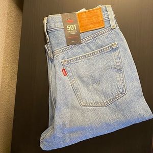 NWT Levi’s 501 Original Cropped Size 28x26